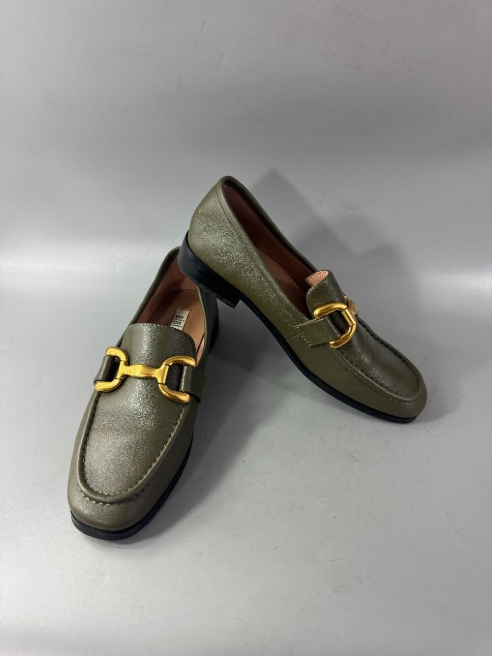 Bibi Lou Zagreb Leather Loafers, Size 37 - Picture 2 of 14